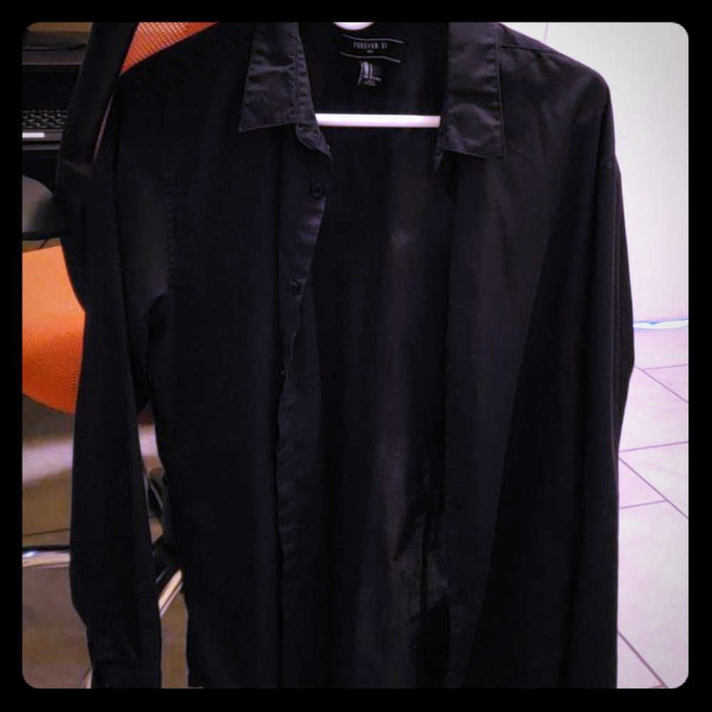 Forever 21 black button up collared shirt